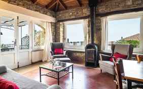 Im Wohnbereich im Casa Gianfranco kann die ganze Familie problemlos zusammen kommen. 